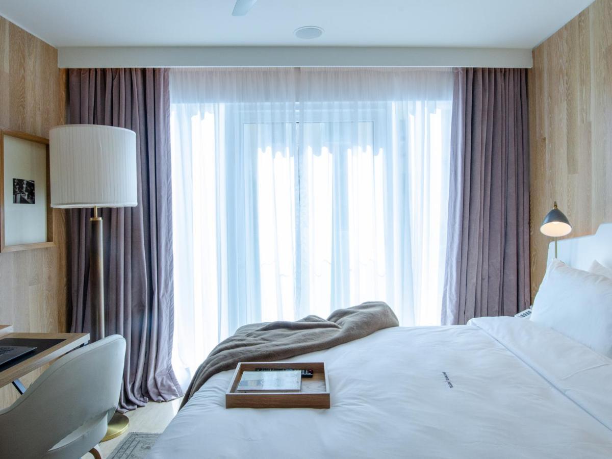 Hotel Browns Avenue 5*